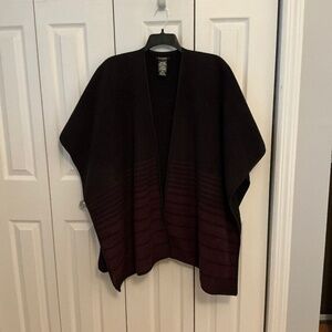 Women’s Sherpa Blanket Poncho